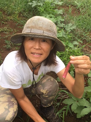 女性キャリアモデル角田さん写真